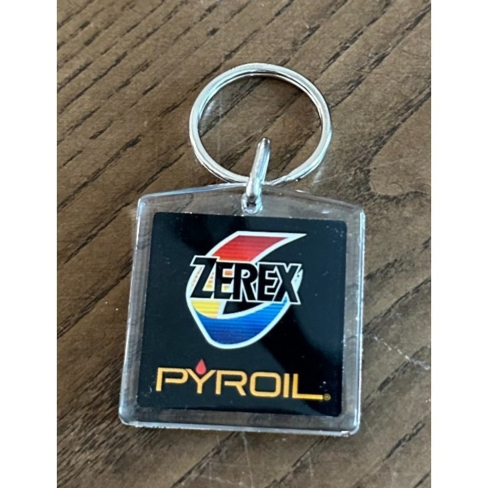 Vintage Valvoline Zerex Pyroil Motor Oil Advertising Keychain Auto Collector